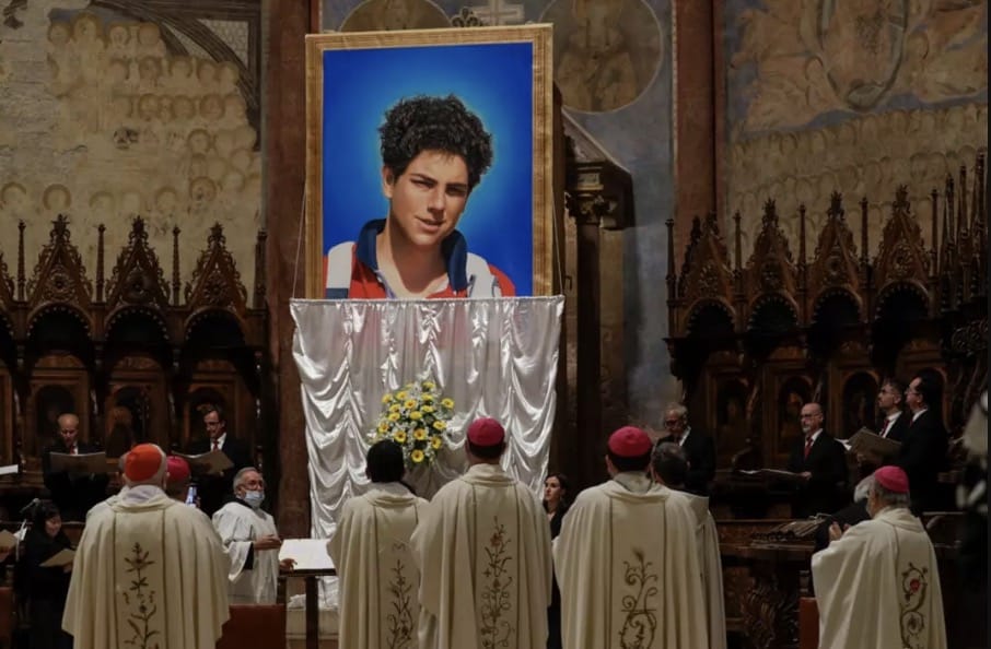 Papa Leão anuncia data exata em que adolescente será o primeiro santo Millennial Carlo Acutis será canonizado ainda este ano.