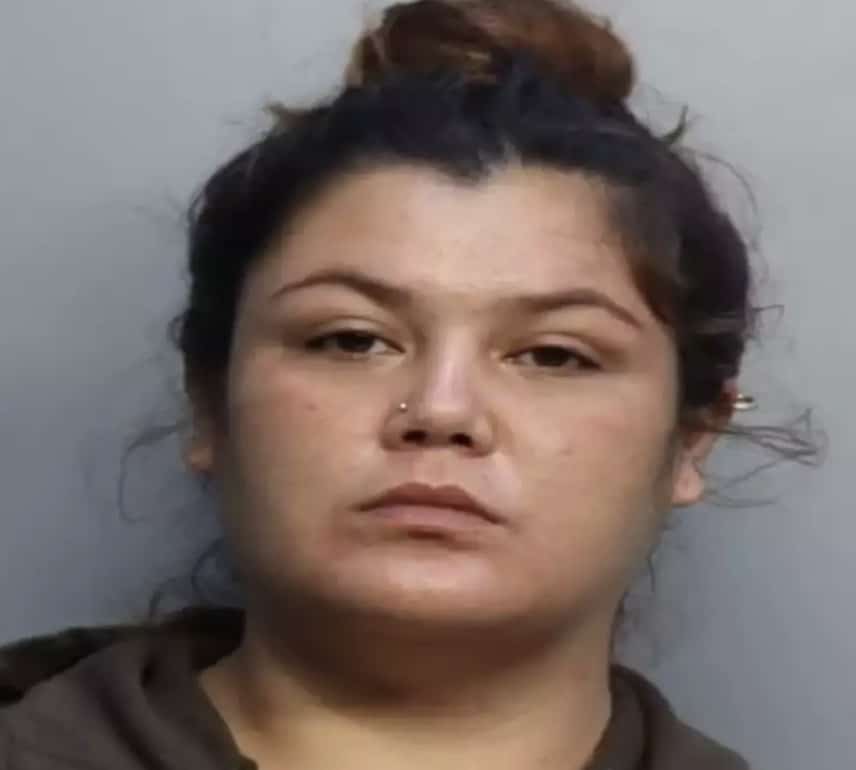 Simulação chocante revela como dois detentos em celas separadas tiveram um bebê sem nunca se encontrarem. Daisy Link ficou grávida enquanto estava na prisão (Miami-Dade Corrections).