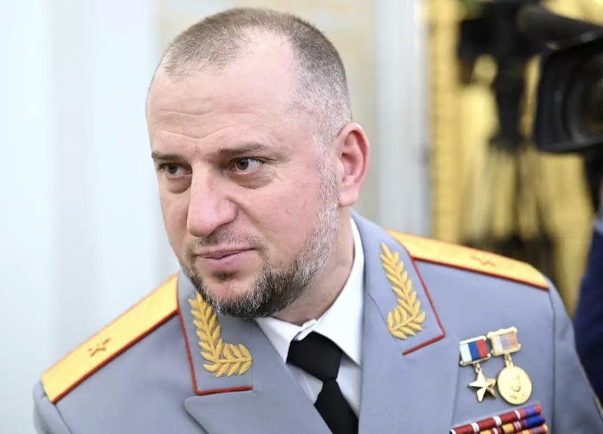General de Putin faz exigência perturbadora alegando que a Terceira Guerra Mundial 'já começou' após bombardeio em local nuclear do Irã General de Putin Apti Alaudinov
