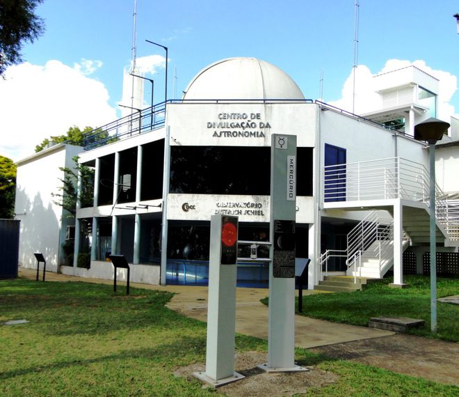 Fachada de observatório