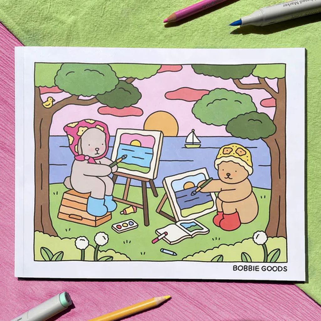 Os livros oficiais de Bobbie Goods, no Brasil, possuem selo da HarperCollins e marca holográfica redonda — na foto, o oficial Isso e Aquilo (Imagem: HarperCollins/Divulgação)