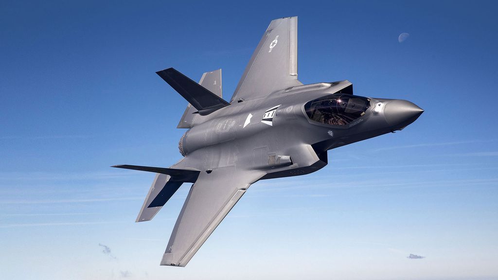 Lockheed Martin F-35 Lightning II visto no ar