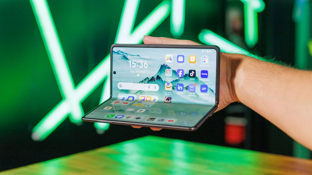 Honor Magic V3