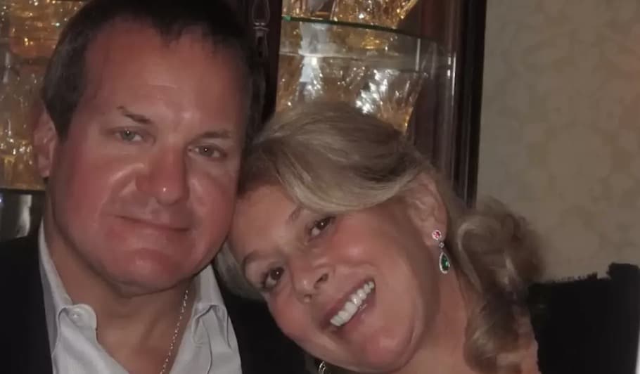 Cardiologista que sofreu um ataque cardíaco alerta as pessoas para não "cometerem o mesmo erro" diante de sinal de alerta pouco conhecido O médico disse que sua esposa foi “incrível” ao lidar com a situação depois que ele contou o que estava acontecendo (YouTube/ParkviewHealth)