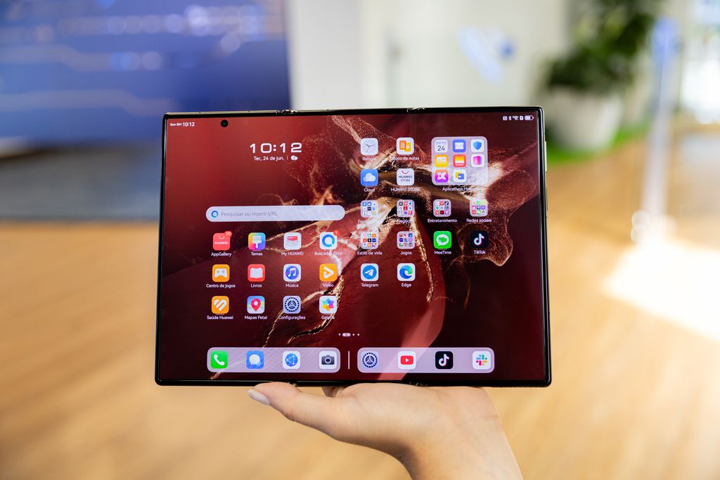Huawei Mate XT Ultimate