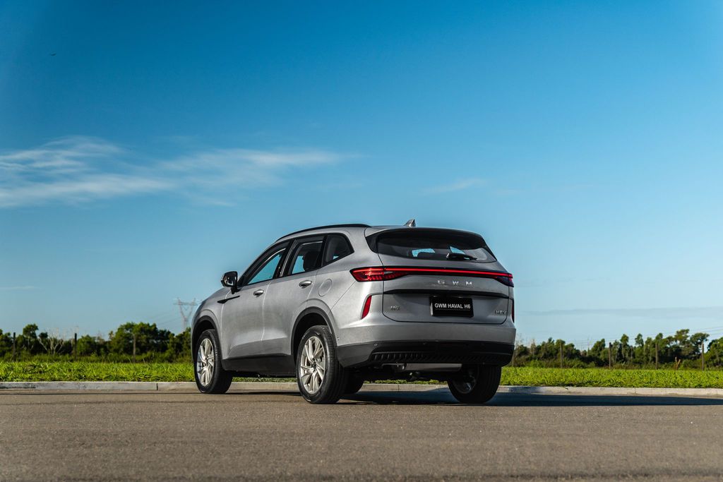 Haval H6 One visto por trás