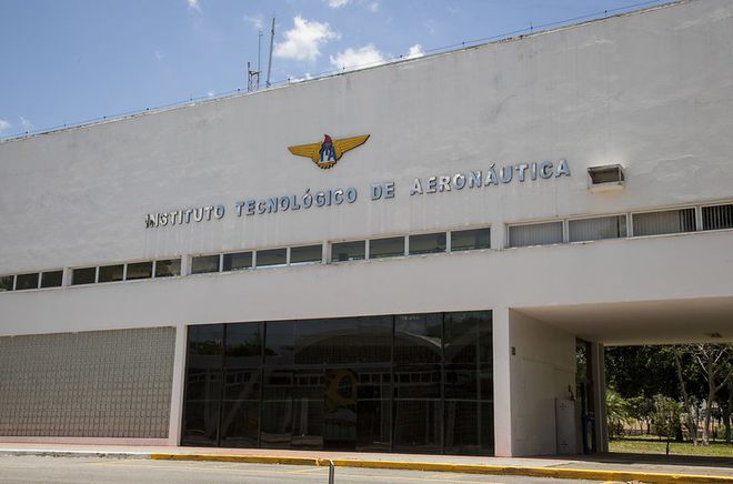 Fachada do ITA