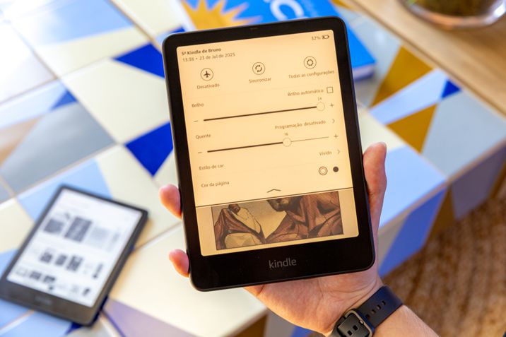 Kindle Colorsoft vs Kindle