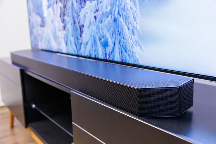 Q990B geral soundbar