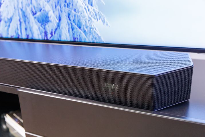 Q990B geral soundbar