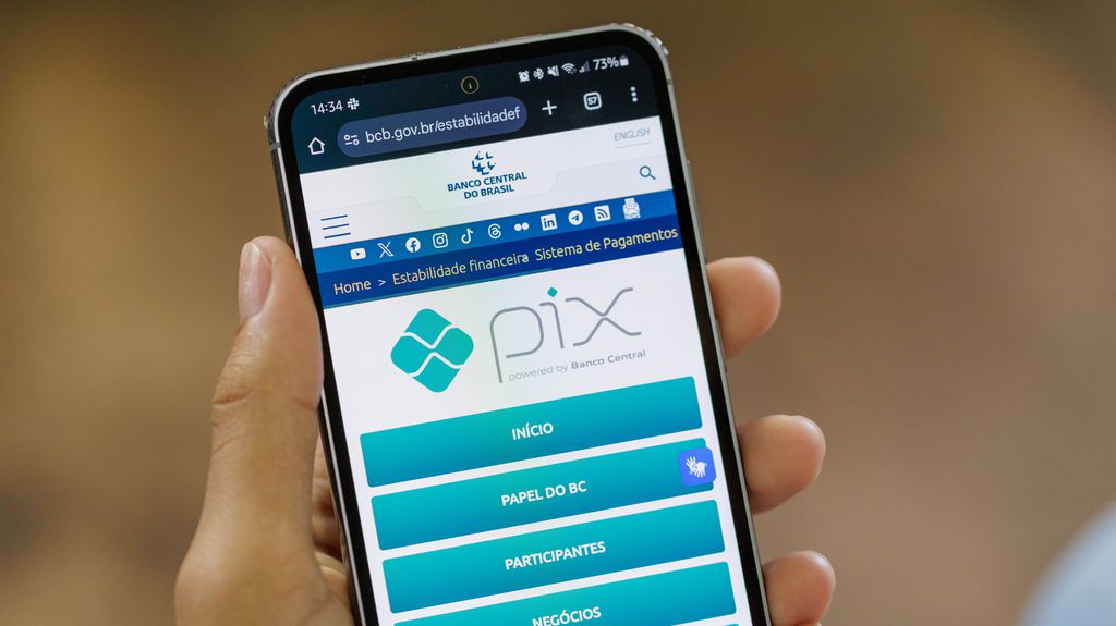 Pix é mantido pelo BC e opera dentro dos apps de bancos (Imagem: Ivo Meneghel Jr/Canaltech)
