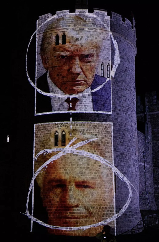 Quatro pessoas são presas após imagens gigantes de Epstein e Trump serem projetadas no Castelo de Windsor enquanto o presidente chega ao Reino Unido As imagens foram projetadas no Castelo de Windsor, onde Trump fará uma visita