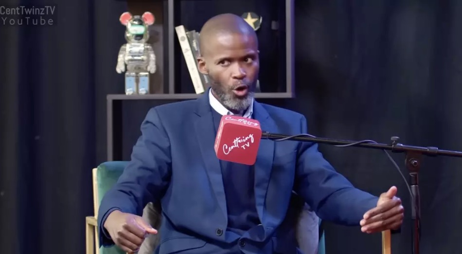 Joshua Mhlakela, um homem religioso da África do Sul, acredita que o arrebatamento acontecerá nesta semana (YouTube/CENTTWINZ TV)
