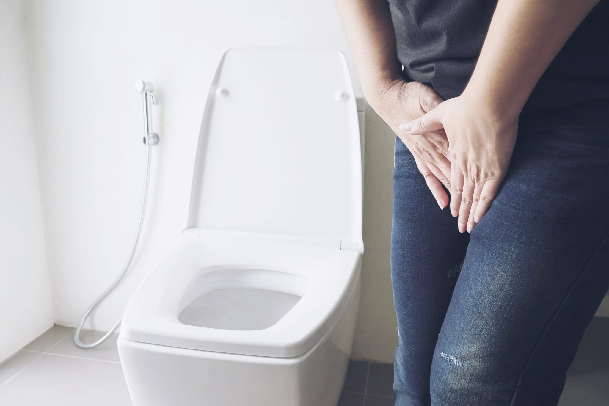 Urologista revela quantas vezes você deve urinar por dia de acordo com a sua idade