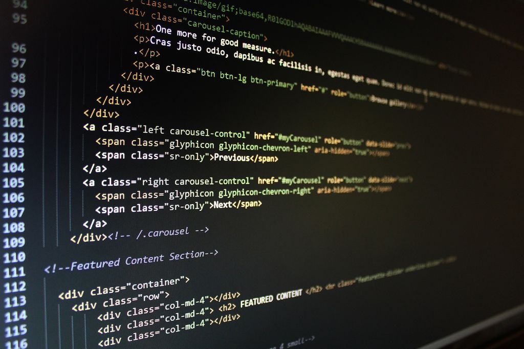 Atualmente, a criptografia é usada internamente por empresas para garantir a segurança de suas mensagens e dados — tecnologia impulsionada por algoritmos programados de forma cada vez mais segura (Imagem: Reprodução/lmonk72/Pixabay)