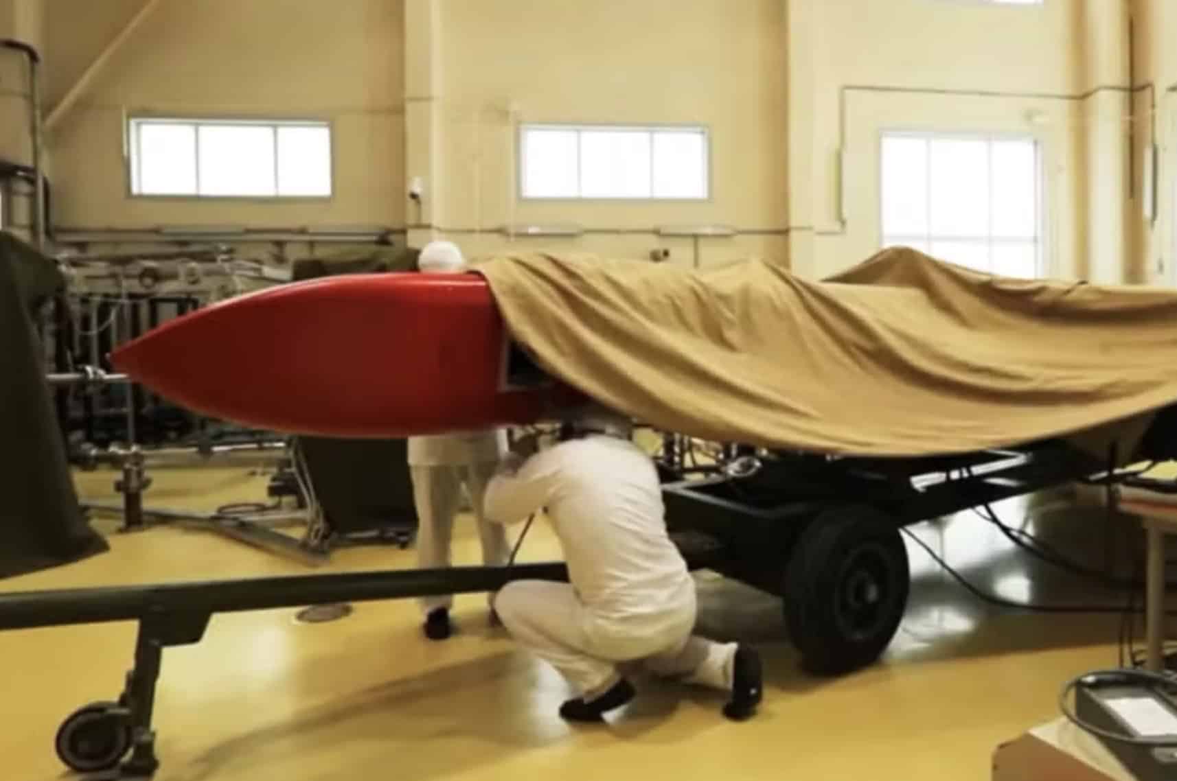 Putin revela detalhes do teste de míssil nuclear "invencível" em meio a temores de Terceira Guerra Mundial Burevestnik