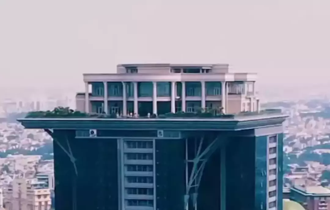 Os cômodos provavelmente estão acumulando poeira (Instagram/@sriharikaranth)