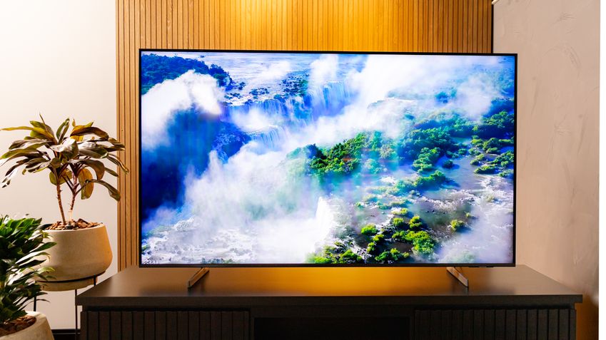 Smart TV Samsung QEF1 65"