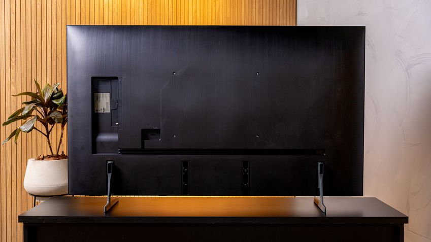 Smart TV Samsung QEF1 65"