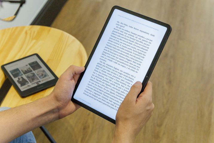 ESP - Kindle x "tablet com tela de Kindle": Qual é melhor para ler?