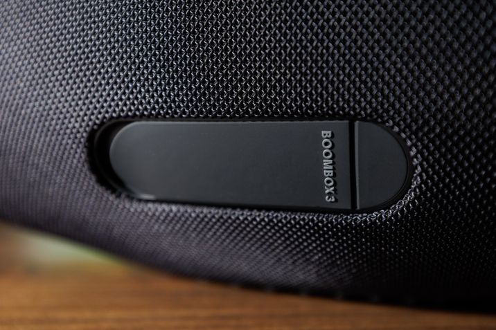 Boombox 3 detalhes conexões