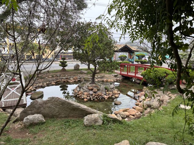 iPhone 16e - Câmera traseira