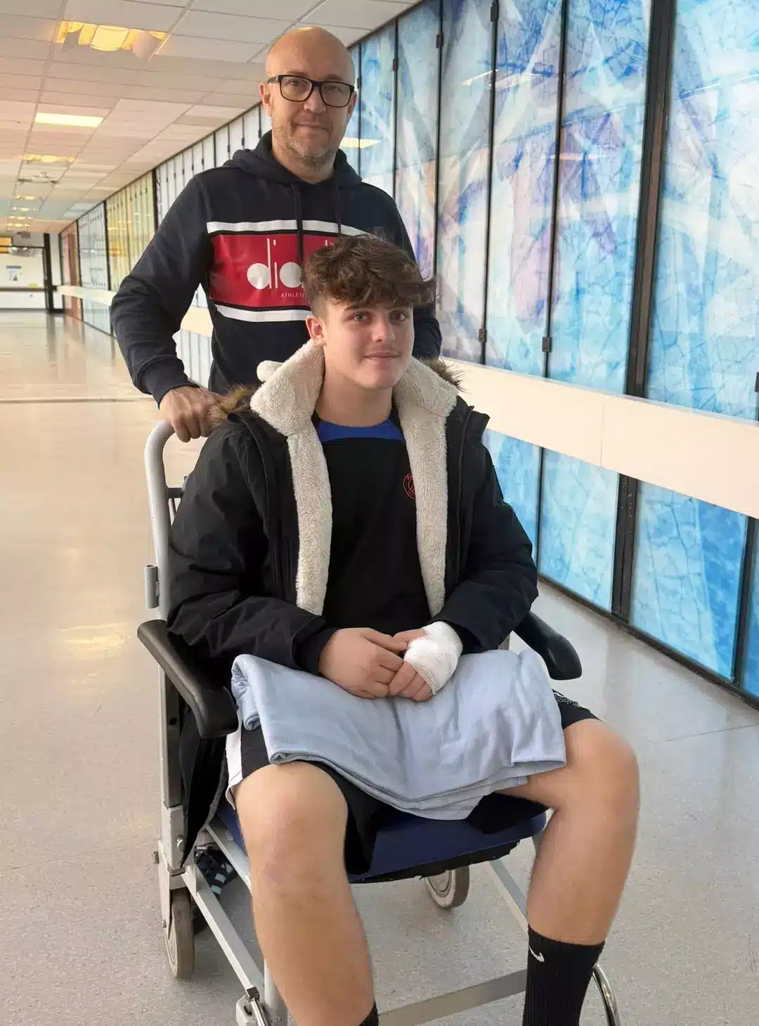 Jackie disse que o filho dela está lidando com a situação surpreendentemente bem (SWNS)