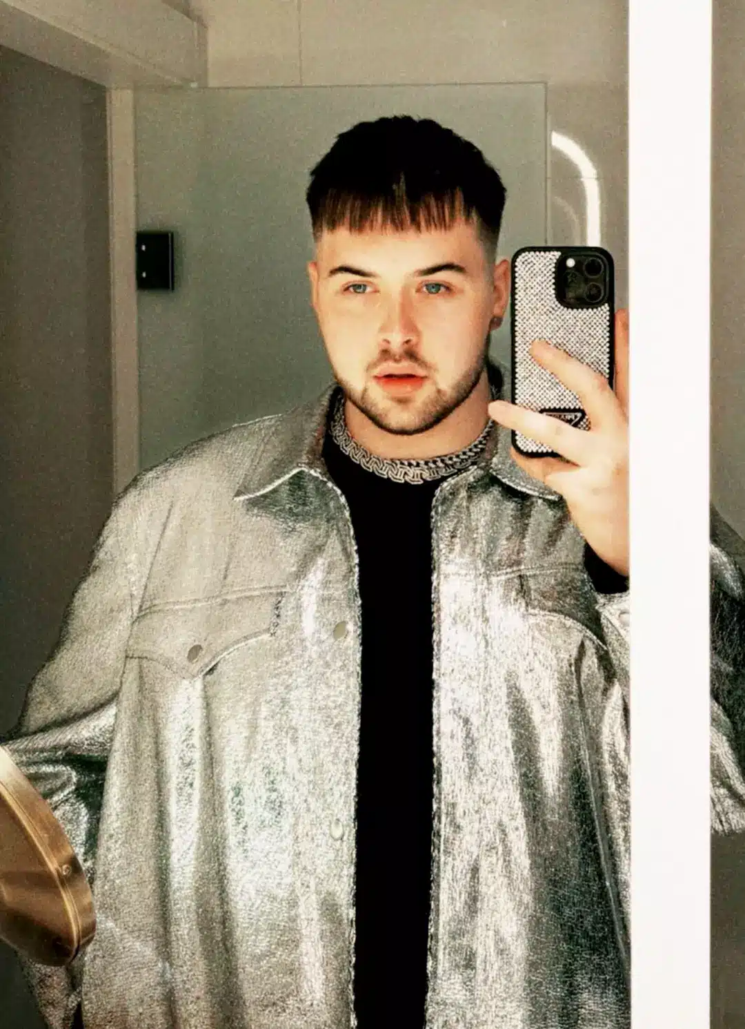 Jak Howell foi diagnosticado com câncer aos 21 anos (Jak Howell / SWNS)