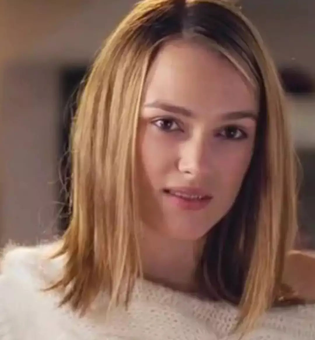 Keira Knightley interpreta Juliet no filme natalino (Universal Pictures)