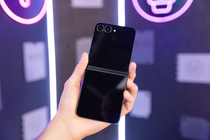 Samsung Galaxy Z Flip 7 FE