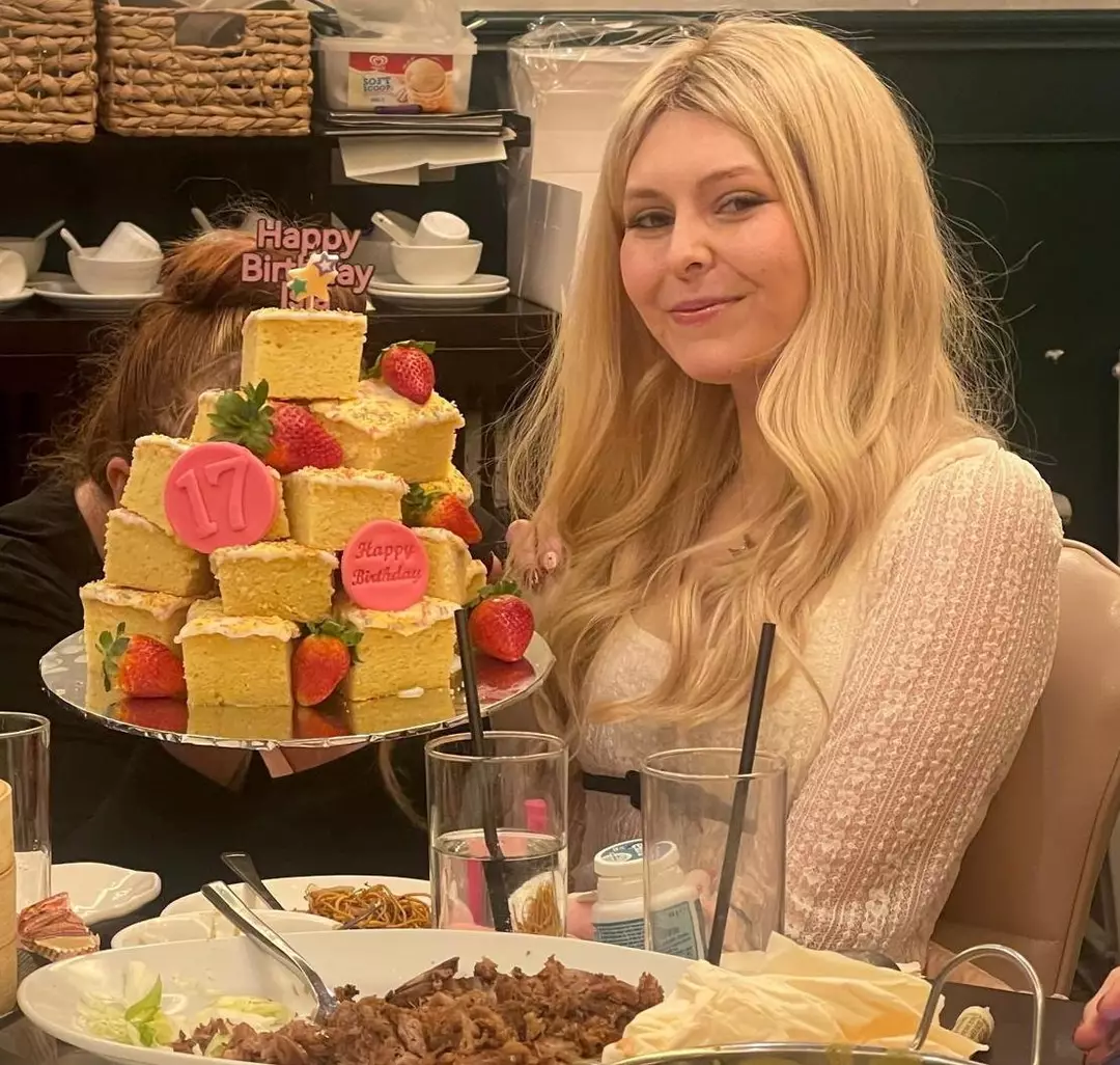 Quando Isla recebeu o diagnóstico, sua família foi informada de que ela teria, no máximo, um ano de vida, então eles passaram o máximo de tempo possível com ela (Mark Sneddon / SWNS).