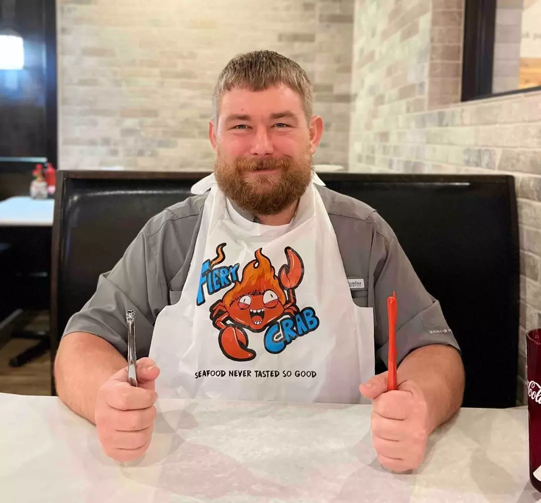 Steven Spinale lutou contra uma rara infecção bacteriana, sepse, gripe A e pneumonia dupla, entre outros problemas médicos complexos (GoFundMe).