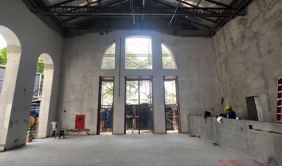 Obras de restauração no Cine Olympia, em Belém.
