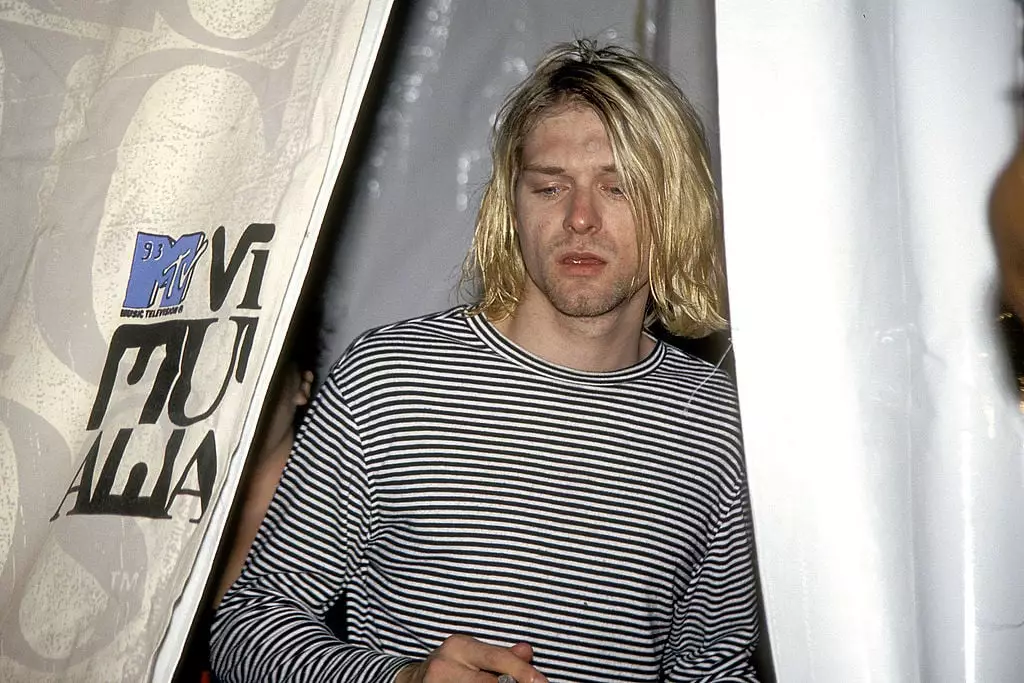 Cobain lutou contra a depressão e o abuso de drogas ao longo de sua vida.