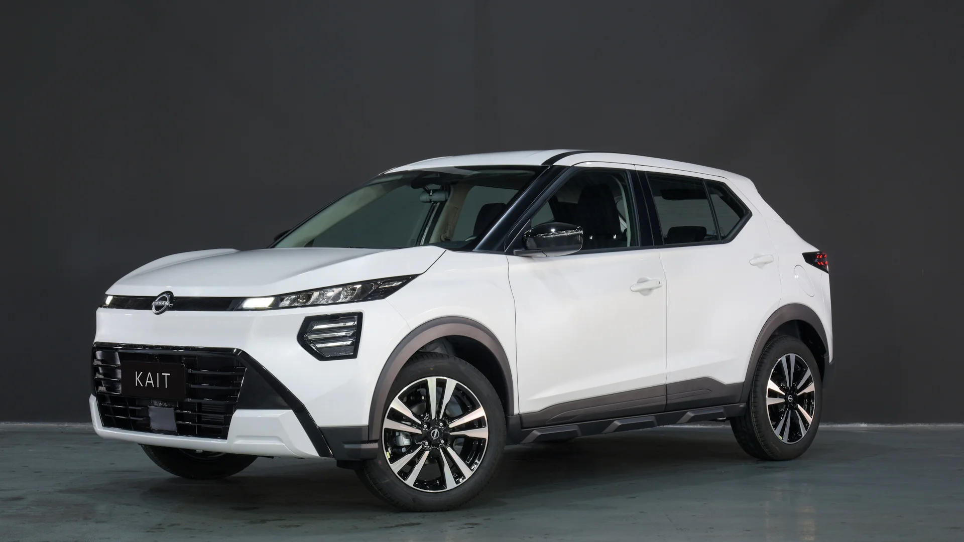 Editar informações da imagem Nissan Kait Active - 7-8 Frente