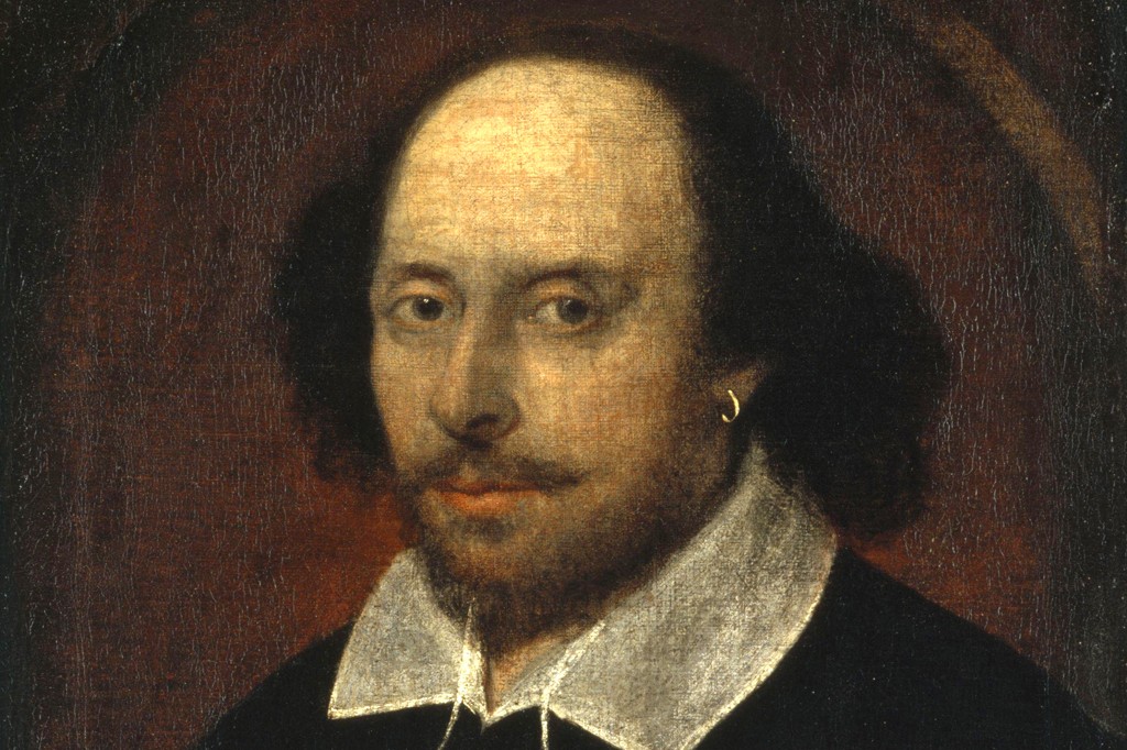 Pintura a óleo de William Shakespeare, com rosto pálido, barba e bigode castanhos, cabelo escuro, testa calva, brinco de argola dourada na orelha esquerda, vestindo roupa escura com gola branca e rígida